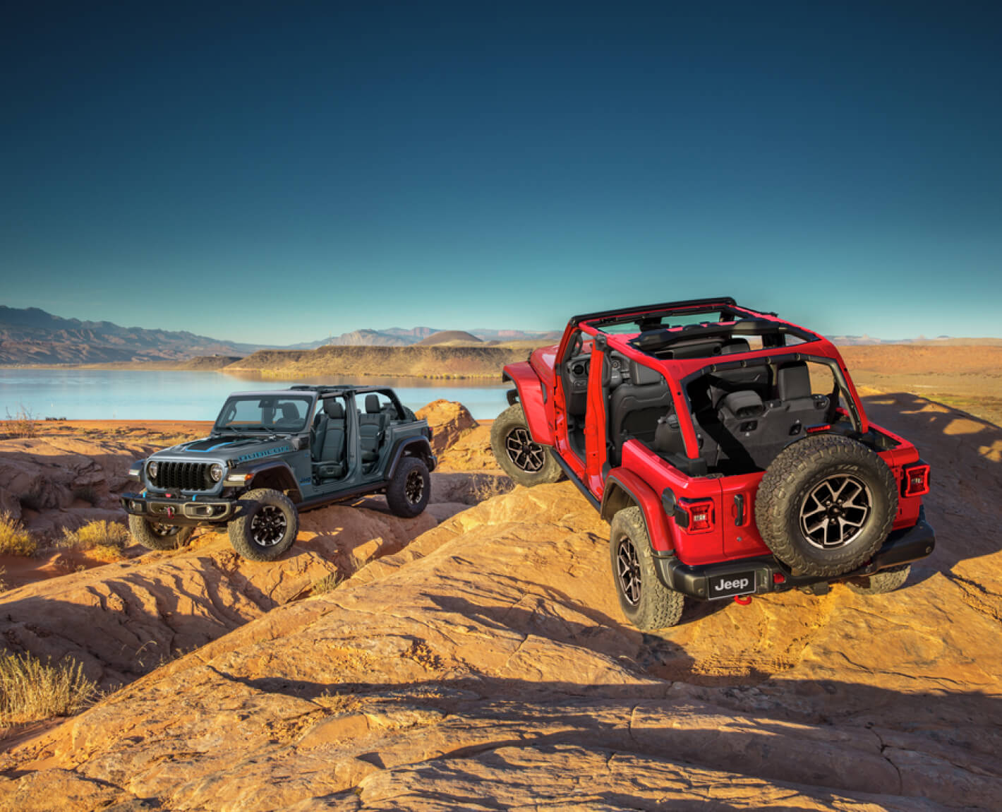 What Do Ford Bronco vs. Jeep Wrangler Reviews Have to Say?