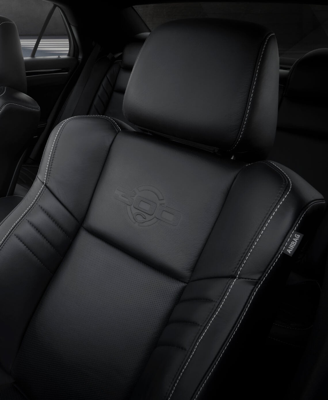 2023 Chrysler 300 Interior: Luxury & Comfort Features